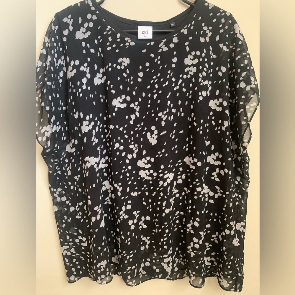 Cabi blouse style #3597. Black with grey pattern. Like new. Size XL